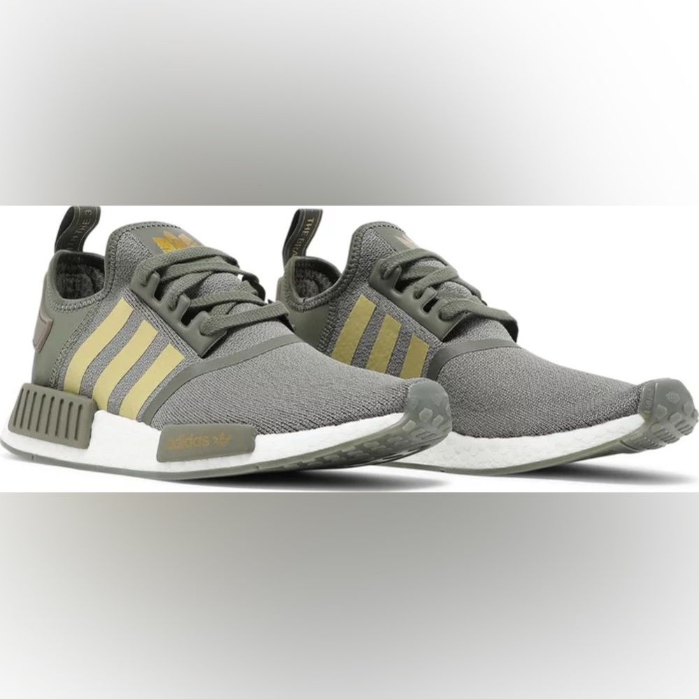 HP NWT Adidas Women’s NMD R1 Shoes 👟